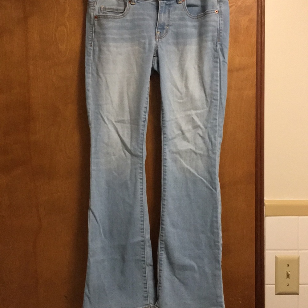 Never worn American Eagle Jeans